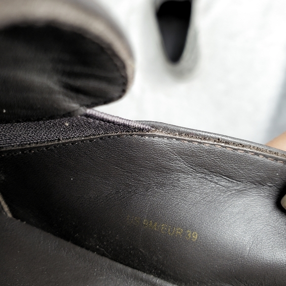 Vince Paeyre Embossed Pointed Cap Toe Slip-On Sneakers - Picture 8 of 11